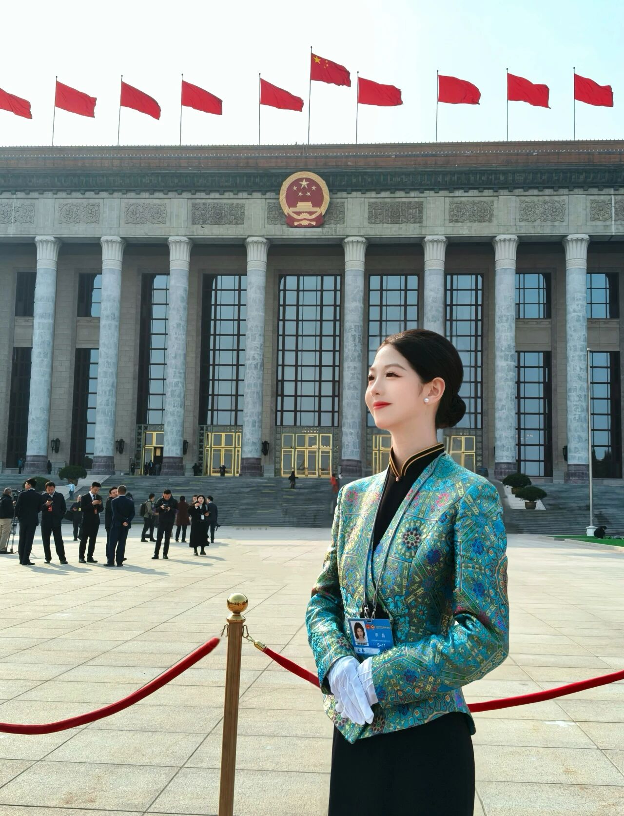 春赴盛会 青春护航 —— 2026世界杯官方合作网站学子在全国两会一线绽放青春风采